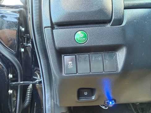 Used 2016 Honda Fit EX image 24