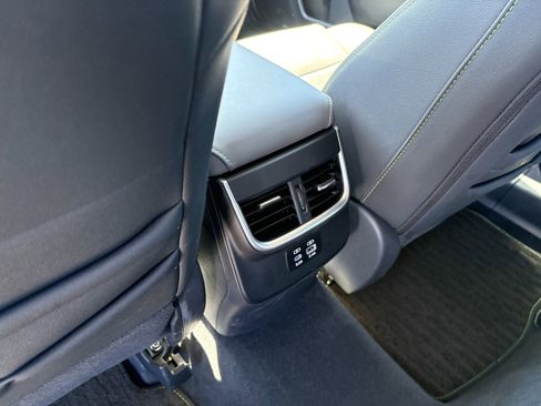 Used 2025 Subaru Outback Onyx Edition image 31