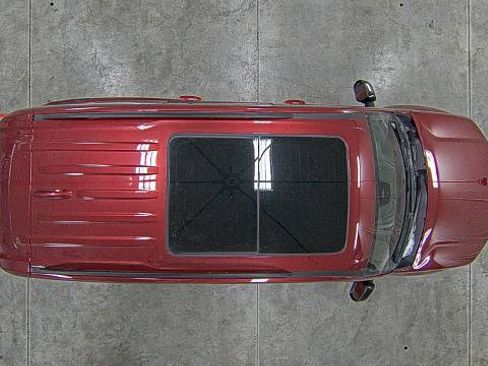 New 2026 Chevrolet Traverse LT w/ Sun and Wheel Package image 35