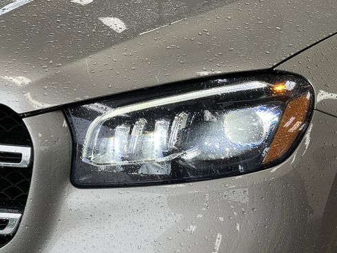 Certified 2022 Mercedes-Benz GLS 450 4MATIC image 7