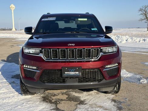 Used 2025 Jeep Grand Cherokee Limited image 31