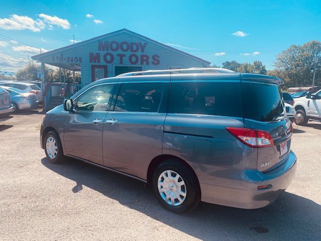 Used 2015 Nissan Quest S FWD image 2