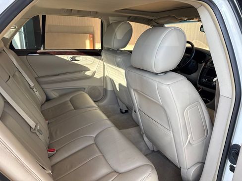 Used 2011 Cadillac DTS Premium w/ Driver Awareness Package FWD image 21