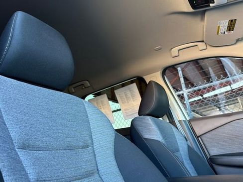 Used 2023 Nissan Rogue SV FWD image 19