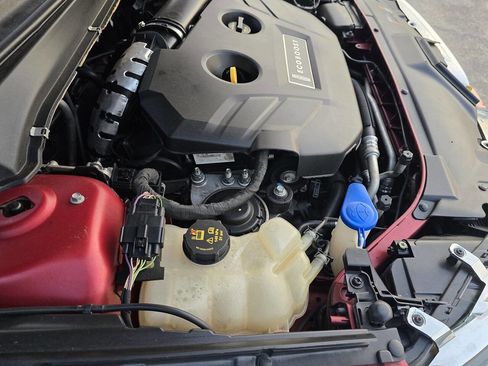 Used 2016 Lincoln MKZ image 58