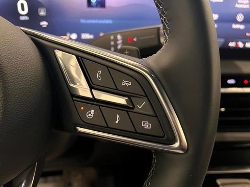 Used 2025 Buick Enclave Preferred image 24