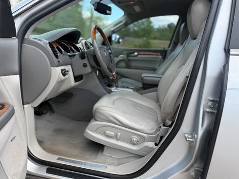 Used 2012 Buick Enclave Premium w/ LPO, Cargo Convenience Pkg image 17