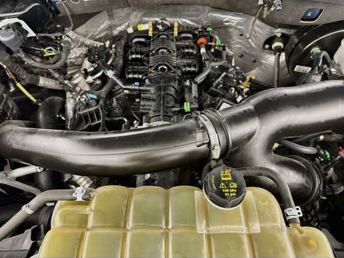Used 2020 Ford Expedition XLT RWD image 37