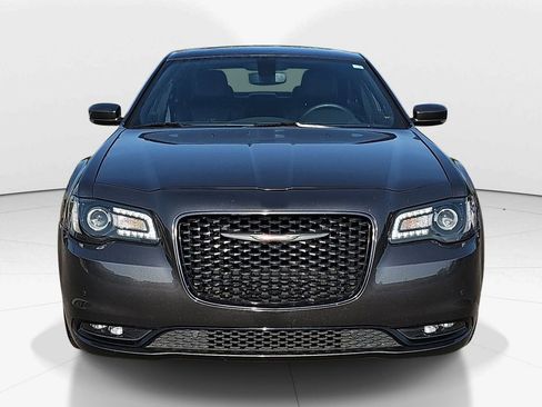 Used 2023 Chrysler 300 S RWD image 12