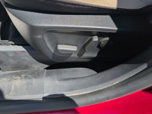 Used 2020 Ford Escape SE AWD/4WD image 9