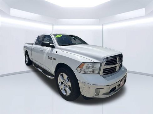 Used 2017 RAM 1500 Big Horn RWD image 5