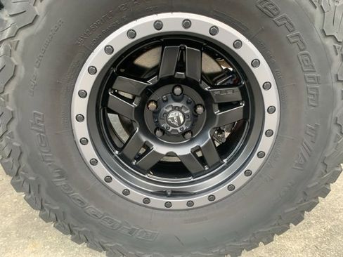 Used 2018 Jeep Wrangler Rubicon image 11