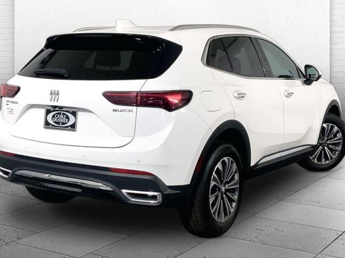 Used 2025 Buick Envision Preferred AWD/4WD image 13