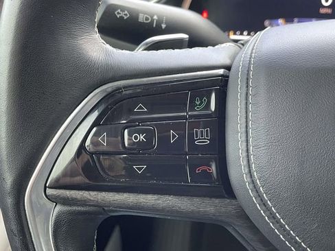 Used 2022 Jeep Grand Cherokee L Overland w/ Luxury Tech Group IV image 21