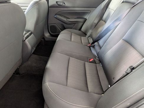 Used 2024 Nissan Altima 2.5 S FWD image 24