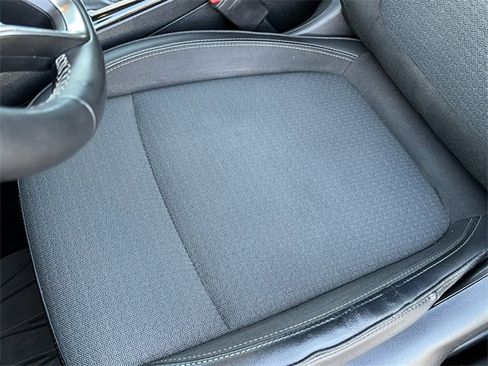 Used 2020 Buick Encore GX Preferred w/ Cold Weather Comfort Package image 9