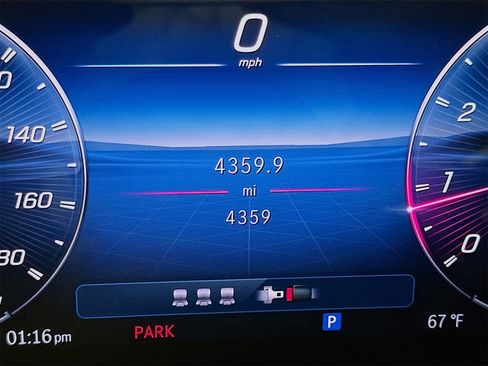 Used 2026 Mercedes-Benz GLC 43 AMG GLC 43 AMG image 13