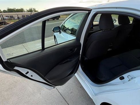 Used 2023 Toyota Corolla LE w/ Carpet Mat Package (TMS) FWD image 12