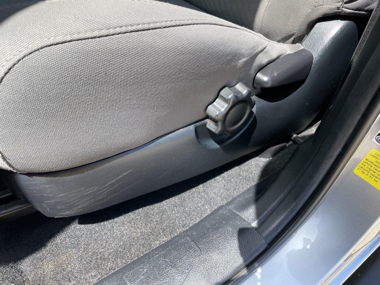 Used 2022 Toyota Tacoma SR w/ SR Convenience Package RWD image 16