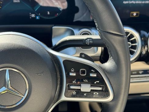 Used 2023 Mercedes-Benz GLB 250 GLB 250 image 16