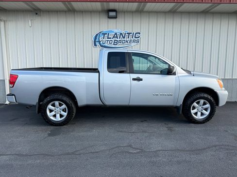 Used 2011 Nissan Titan S w/ S Popular Equipment Pkg AWD/4WD image 3
