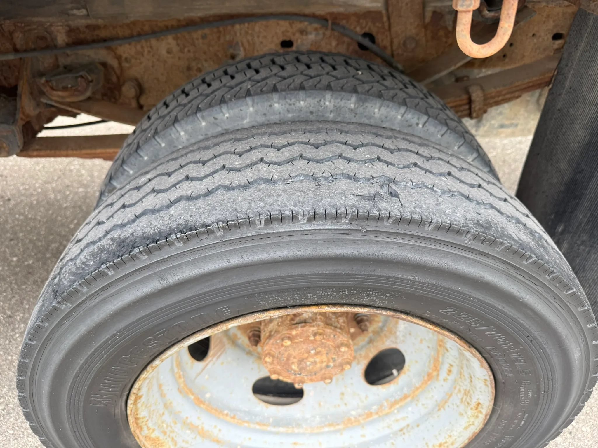 Used 1999 Ford F450 2WD Regular Cab Super Duty image 11