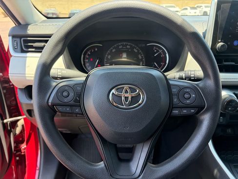 Used 2024 Toyota RAV4 XLE w/ Convenience Package FWD image 8