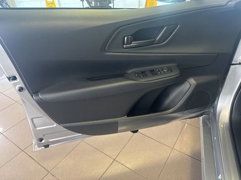 New 2025 Toyota Prius Plug-In Hybrid image 29