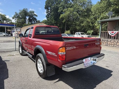 Used 2003 Toyota Tacoma PreRunner RWD image 4