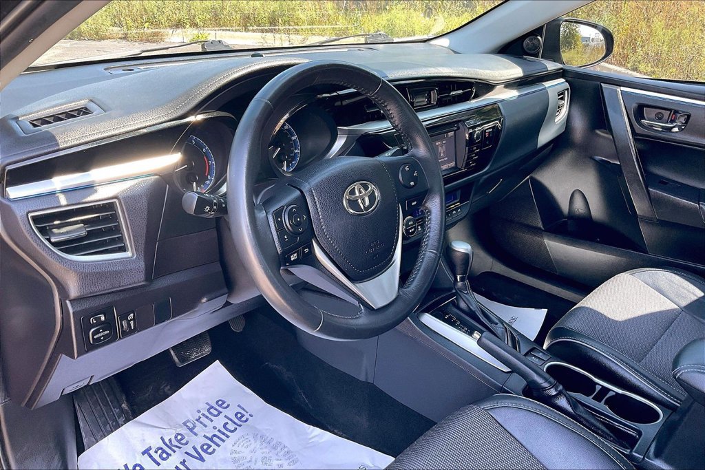 Used 2016 Toyota Corolla S FWD image 14