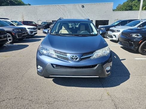 Used 2013 Toyota RAV4 XLE AWD/4WD image 2