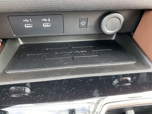 New 2025 Mitsubishi Outlander SEL image 12