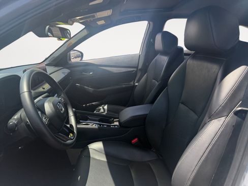 Used 2025 Honda Accord Sport image 9