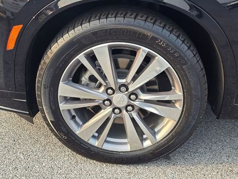 Used 2022 Cadillac XT6 Premium Luxury AWD/4WD image 9
