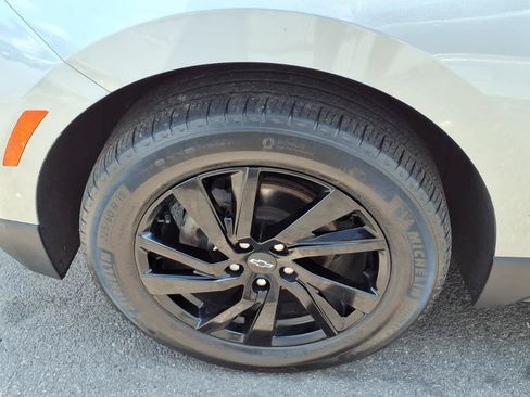Used 2024 Chevrolet Equinox LS w/ Sport Edition AWD/4WD image 8