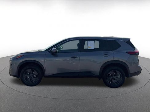 Used 2026 Nissan Rogue SV AWD/4WD image 9