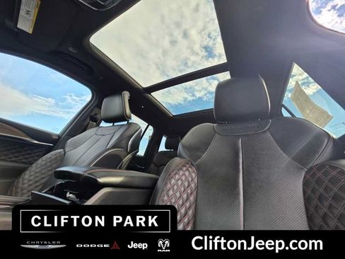 Used 2023 Jeep Grand Cherokee Summit AWD/4WD image 26