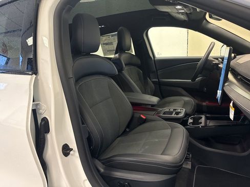 New 2026 Ford Mustang Mach-E GT image 41