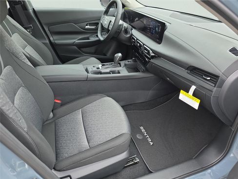 New 2026 Nissan Sentra SV w/ SV Convenience Package FWD image 31