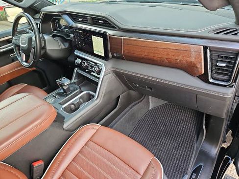 Certified 2023 GMC Sierra 1500 Denali Ultimate AWD/4WD image 28