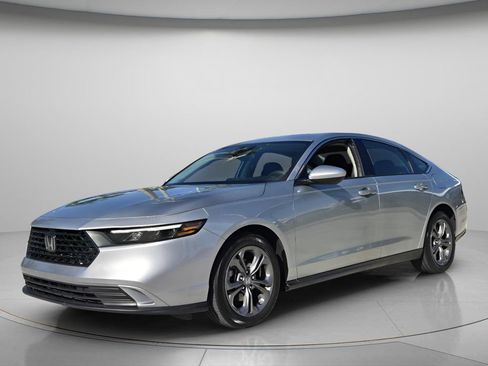 Certified 2024 Honda Accord EX image 9