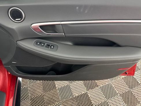 Used 2020 Hyundai Sonata Limited FWD image 19