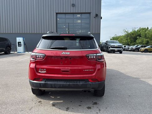 Used 2020 Jeep Compass Limited AWD/4WD image 4
