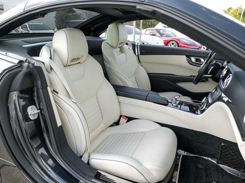 Used 2017 Mercedes-Benz SL 450 image 34