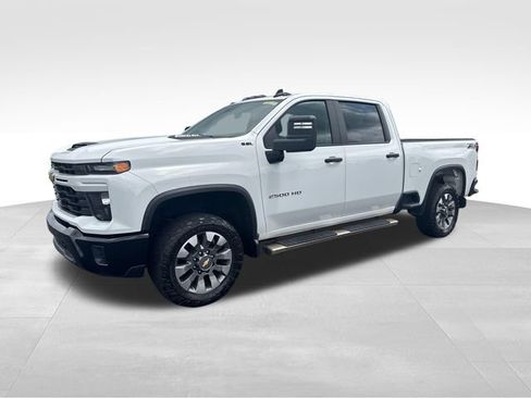 Used 2024 Chevrolet Silverado 2500 Custom w/ Custom Convenience Package AWD/4WD image 1