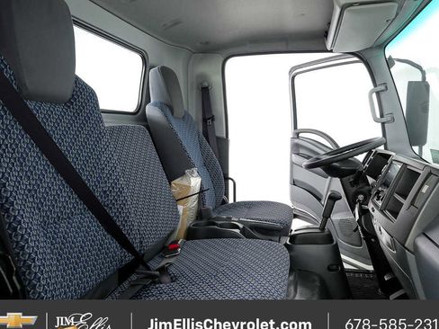 New 2025 Chevrolet Low Cab Forward image 15