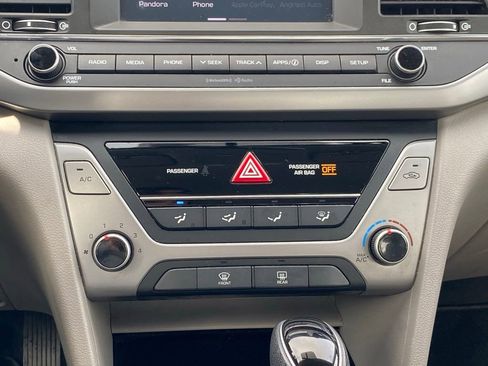 Used 2018 Hyundai Elantra SEL image 16