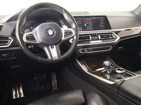 Used 2019 BMW X5 xDrive40i w/ M Sport Package AWD/4WD image 2