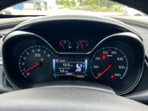 Used 2017 Chevrolet Impala LT image 22