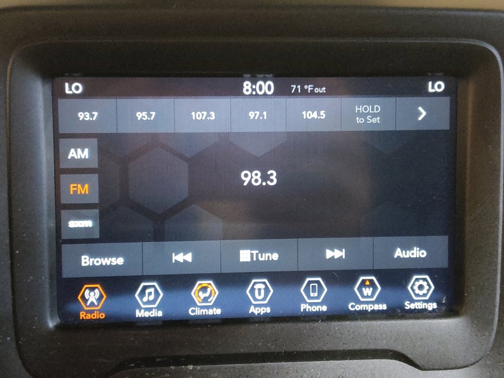 Used 2020 Jeep Renegade Latitude AWD/4WD image 25